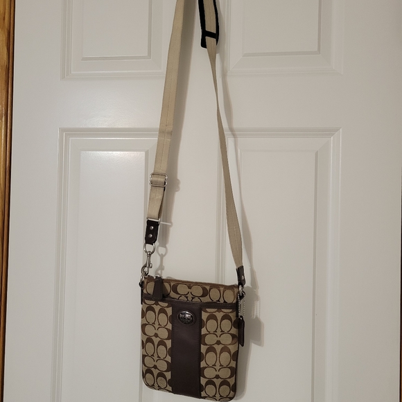 Coach Crossbody Purse - Picture 2 of 6